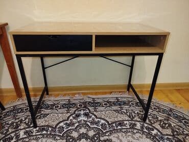 Dördbucaq masa, Stulsuz, Polkalı, Siyirməli, Metal lalafo.az -da Dördbucaq masa, Stulsuz, Polkalı, Siyirməli, Metal