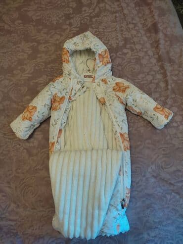 Ideal vəziyyətdə 3-6 aylıq uşaq üçün qış tulumu. Softcare firması lalafo.az -da Ideal vəziyyətdə 3-6 aylıq uşaq üçün qış tulumu. Softcare firması