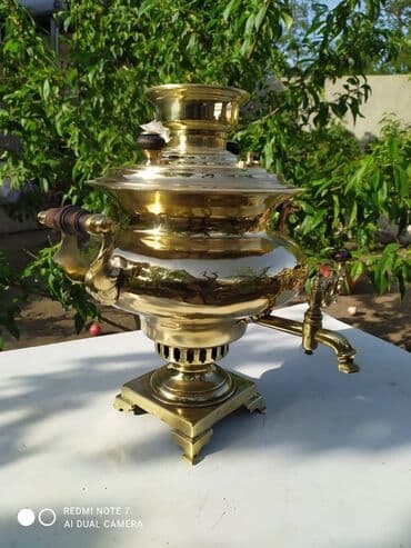 Misi samovar – klassik rus dizaynı 6 lt qiymeti 500 manat unvan Gəncə lalafo.az -da Misi samovar – klassik rus dizaynı 6 lt qiymeti 500 manat unvan Gəncə