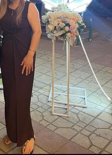 Qadın geyimi – qolsuz, uzun ziyafət/libas - Rəng: tünd lalafo.az -da Qadın geyimi – qolsuz, uzun ziyafət/libas - Rəng: tünd