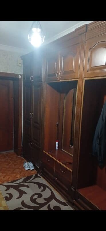 Dehliz mebeli satilir 100 azne unvan Xetai r By SS lalafo.az -da Dehliz mebeli satilir 100 azne unvan Xetai r By SS