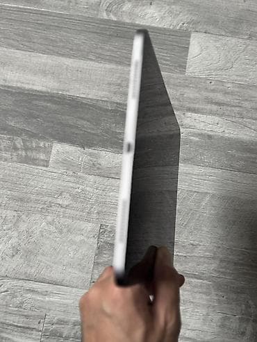 Ipad 11 Pro 128GB. acilmayib ustada olmayib.Islemeyinde hecbir problem lalafo.az -da — 7 Ipad 11 Pro 128GB. acilmayib ustada olmayib.Islemeyinde hecbir problem — 7