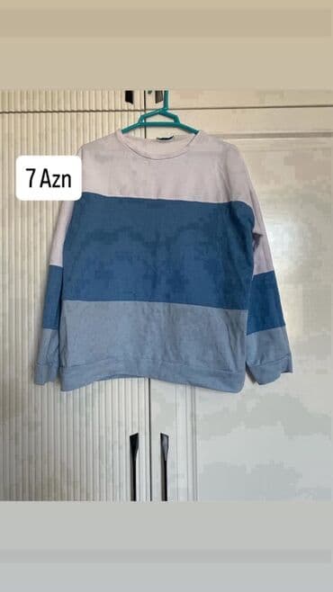 Uniseks uzunqol svitşot - Rəng: üçrəngli blok dizaynı – açıq boz lalafo.az -da Uniseks uzunqol svitşot - Rəng: üçrəngli blok dizaynı – açıq boz