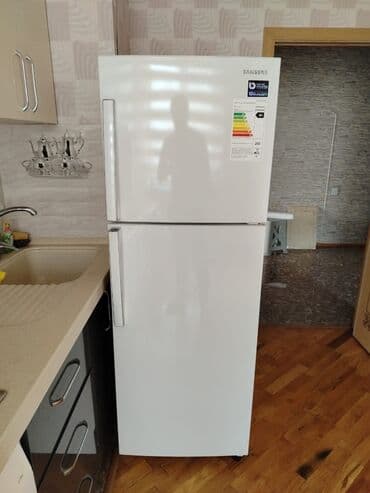 İşlənmiş 2 qapılı Samsung Soyuducu Satılır, rəng - Ağ lalafo.az -da İşlənmiş 2 qapılı Samsung Soyuducu Satılır, rəng - Ağ