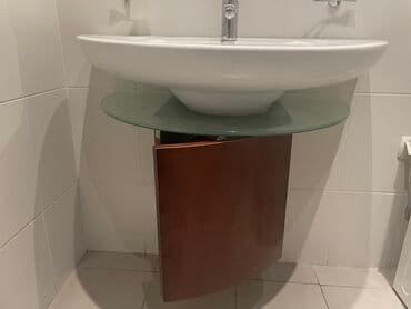 Moydodır. İtaliya istehsalı “ H2O”. Eni 90 sm. Güzgü ilə birlikdə lalafo.az -da Moydodır. İtaliya istehsalı “ H2O”. Eni 90 sm. Güzgü ilə birlikdə