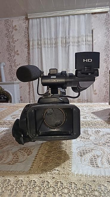 Sony HD peşəkar videokamera Xüsusiyyətlər: - HD video çəkilişi - lalafo.az -da — 2 Sony HD peşəkar videokamera Xüsusiyyətlər: - HD video çəkilişi - — 2