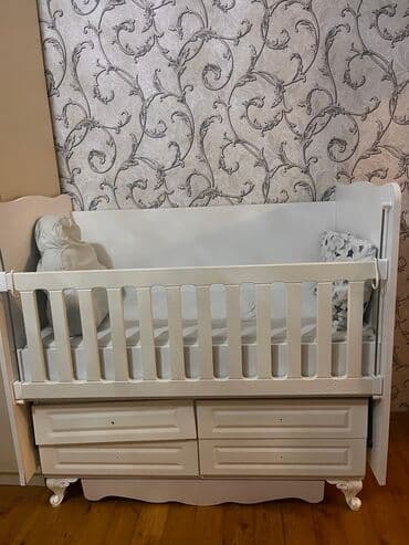 Besik 50 ₼ ustunde yastiq cexol verilecek matrasi var cekmelerinde lalafo.az -da Besik 50 ₼ ustunde yastiq cexol verilecek matrasi var cekmelerinde