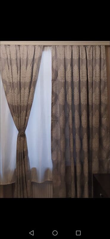 Pərdə ( 2 eded qollardi) yaxşı vezyetdedir. Təzədir. Hər qolun lalafo.az -da Pərdə ( 2 eded qollardi) yaxşı vezyetdedir. Təzədir. Hər qolun