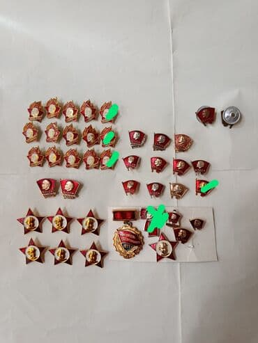 Nişanlar( значок). Oktyabrat-pioner- komsomol. Hamısı təzə Qiymət -5 lalafo.az -da Nişanlar( значок). Oktyabrat-pioner- komsomol. Hamısı təzə Qiymət -5