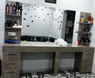 İşlənmiş, Makiyaj üçün masa lalafo.az -da İşlənmiş, Makiyaj üçün masa