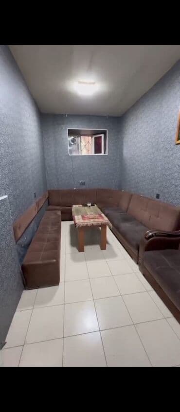 Salam.umumilikde 25ede divan,qabag jurnalni stollari yan tumbalar lalafo.az -da Salam.umumilikde 25ede divan,qabag jurnalni stollari yan tumbalar