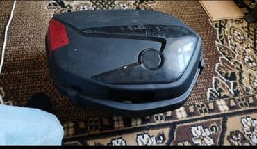 Motosiklet üçün arxa baqaj/qutu (top case) - Material: möhkəm plastik lalafo.az -da Motosiklet üçün arxa baqaj/qutu (top case) - Material: möhkəm plastik