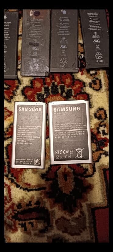 Samsung Galaxy S5 ve Not4 batareyası lalafo.az -da Samsung Galaxy S5 ve Not4 batareyası