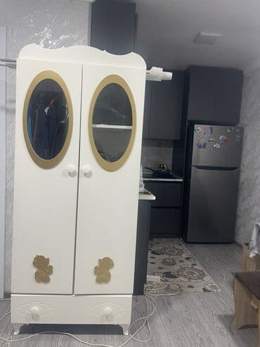 Oğlan və qız üçün, 2 qapılı, Açılan, Düz dolab lalafo.az -da Oğlan və qız üçün, 2 qapılı, Açılan, Düz dolab