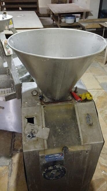 Təcili satılır!!! Kündəkəsən - 4000 azn Kündələyən - 3500 azn Sənaye lalafo.az -da Təcili satılır!!! Kündəkəsən - 4000 azn Kündələyən - 3500 azn Sənaye