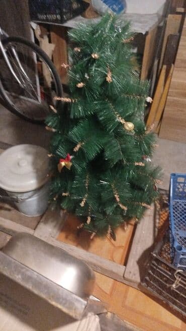 Süni Yeni il şam ağacı hədiyyələri ilə birlikdə hündürlük 1.60 endirim lalafo.az -da Süni Yeni il şam ağacı hədiyyələri ilə birlikdə hündürlük 1.60 endirim