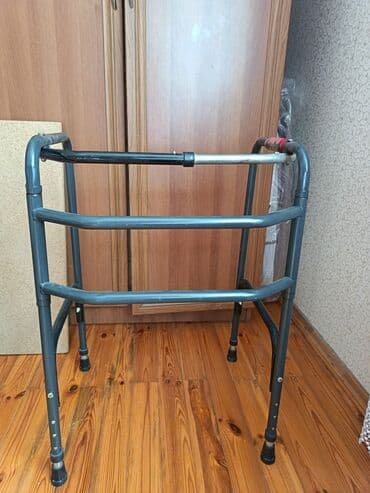 Gəzinti üçün əlil arabası tipli gəzinti çərçivəsi. Reabilitasiya lalafo.az -da Gəzinti üçün əlil arabası tipli gəzinti çərçivəsi. Reabilitasiya