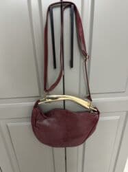 Çanta yeni kimi az ist edilib qiymət 35 azn metroya çatdırılma lalafo.az -da Çanta yeni kimi az ist edilib qiymət 35 azn metroya çatdırılma