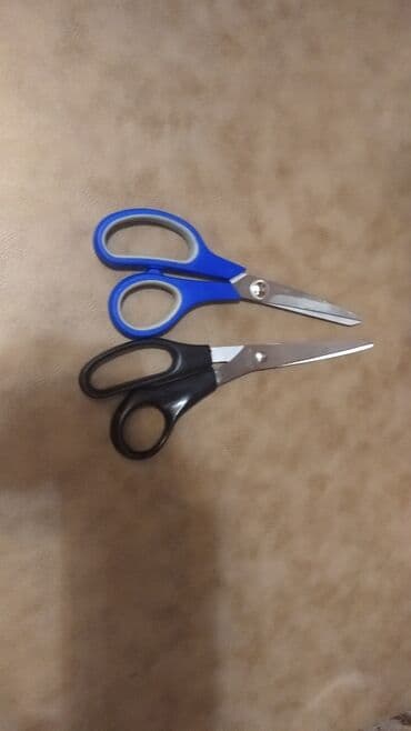 Qayçı biri tezedi biri az istifadə olunub lalafo.az -da Qayçı biri tezedi biri az istifadə olunub