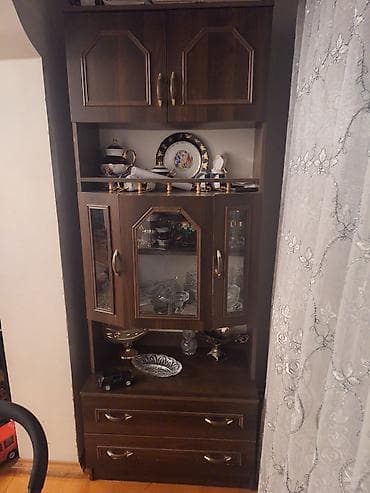 Ela veziyyetdedi 3 denesi qonaq mebeli catdirima yoxdu ulvan bakı lalafo.az -da Ela veziyyetdedi 3 denesi qonaq mebeli catdirima yoxdu ulvan bakı