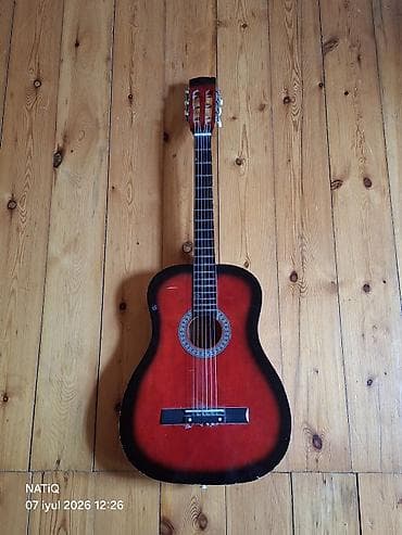 Məhsul: Klassik akustik gitara Gitara ideal vəziyyətdə. sadəcə tel lalafo.az -da Məhsul: Klassik akustik gitara Gitara ideal vəziyyətdə. sadəcə tel