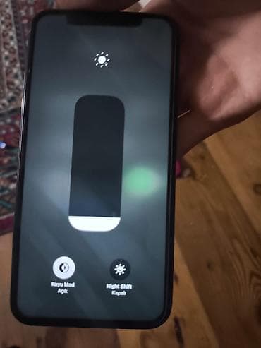 IPhone X, 64 GB, Qara, Face ID, Qırıq, Simsiz şarj lalafo.az -da IPhone X, 64 GB, Qara, Face ID, Qırıq, Simsiz şarj