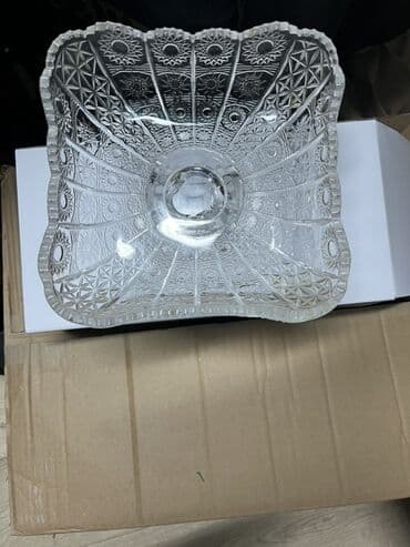 Kəsimli şüşə qab – dekorativ və süfrə üçün - Material: qalın, şəffaf lalafo.az -da Kəsimli şüşə qab – dekorativ və süfrə üçün - Material: qalın, şəffaf