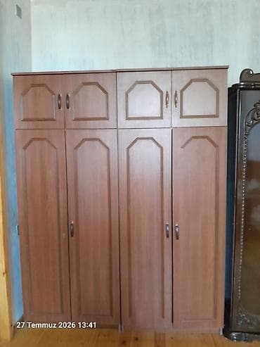 2 ədəd ayrı ayrıüst hissədə əlavə saxlama qutuları olan geniş paltar lalafo.az -da 2 ədəd ayrı ayrıüst hissədə əlavə saxlama qutuları olan geniş paltar