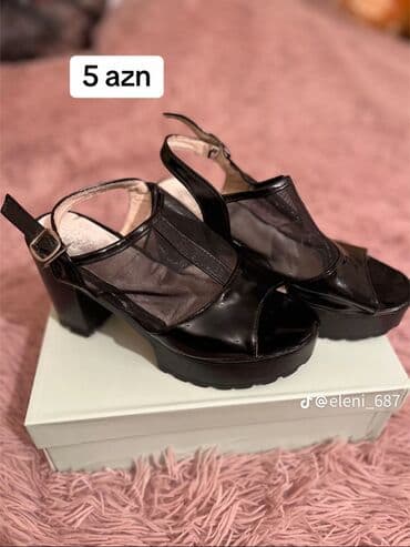 Qadın ayaqqabıları 1) Qara açıq burunlu, qalın dabanlı sandalet - lalafo.az -da Qadın ayaqqabıları 1) Qara açıq burunlu, qalın dabanlı sandalet -