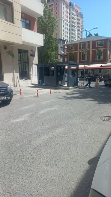 kiosk: MÜHAFİZE BUTKALARI. COFEE SATIŞI ÜÇÜN KİOSKLAR. 400X200=4500 MAN lalafo.az -da — 2 kiosk: MÜHAFİZE BUTKALARI. COFEE SATIŞI ÜÇÜN KİOSKLAR. 400X200=4500 MAN — 2