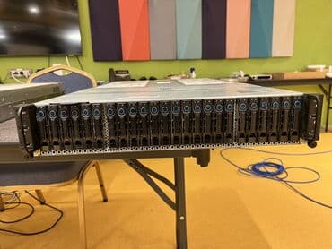 Quanta Computer Inc. şirkətinin istehsalı olan bu server, böyük həcmdə lalafo.az -da Quanta Computer Inc. şirkətinin istehsalı olan bu server, böyük həcmdə