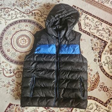 LCW Casual kişi üçün şişmə jilet - Marka: LCW CASUAL (outerwear lalafo.az -da LCW Casual kişi üçün şişmə jilet - Marka: LCW CASUAL (outerwear