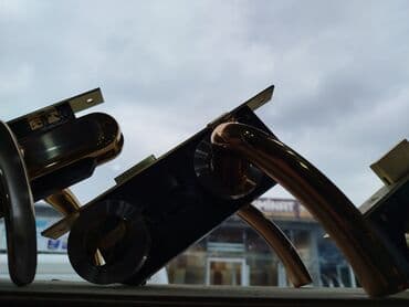 Qapı üçün dəstəkli mexaniki kilid dəsti - Material: möhkəm metal lalafo.az -da Qapı üçün dəstəkli mexaniki kilid dəsti - Material: möhkəm metal