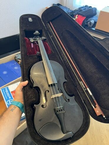 Məhsul: Klassik 4/4 skripka dəsti Xüsusiyyətlər: - Tam ölçü 4/4 lalafo.az -da Məhsul: Klassik 4/4 skripka dəsti Xüsusiyyətlər: - Tam ölçü 4/4