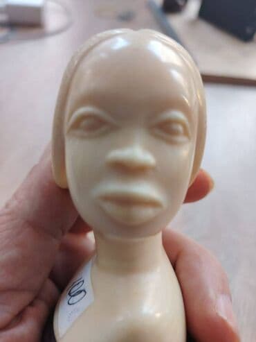 Миски: Антикварный бюст «Африканка», ручная работа (кость) Описание at lalafo.az — 2 Миски: Антикварный бюст «Африканка», ручная работа (кость) Описание — 2