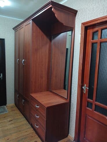 İşlənmiş, Açılan, 3 qapılı Düz dolab, Qarderob, paltar dolabı lalafo.az -da İşlənmiş, Açılan, 3 qapılı Düz dolab, Qarderob, paltar dolabı