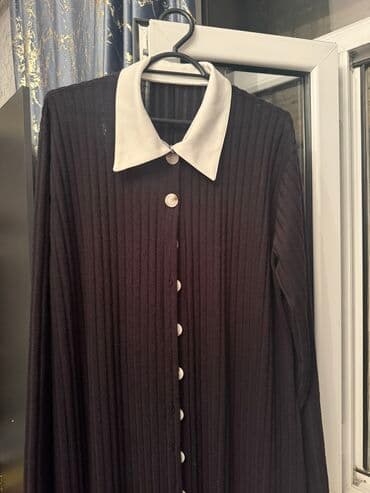 Çox gözəl materialı var düymələri açılır yenidir 15 azn Böyük bədən lalafo.az -da Çox gözəl materialı var düymələri açılır yenidir 15 azn Böyük bədən