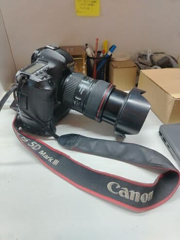 Canon EOS 5D Mark III DSLR fotoaparat + EF 24-70mm L seriyalı obyektiv lalafo.az -da Canon EOS 5D Mark III DSLR fotoaparat + EF 24-70mm L seriyalı obyektiv