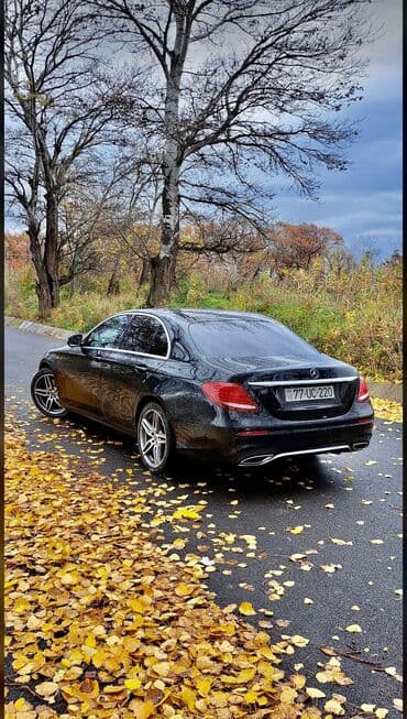 Mercedes-Benz E-Class: 2 l | 2018 il Sedan lalafo.az -da Mercedes-Benz E-Class: 2 l | 2018 il Sedan