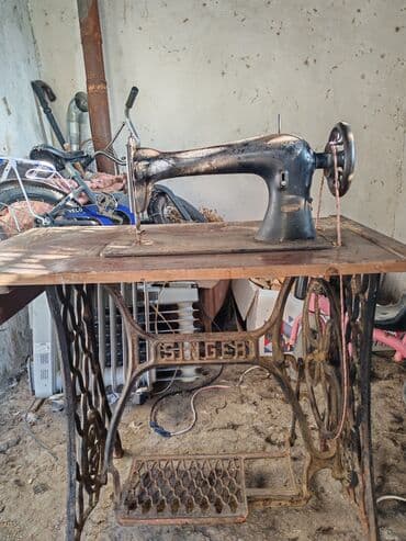Məhsul: Mexaniki tikiş maşını – Singer, pedallı (ayaqla idarə olunan) lalafo.az -da Məhsul: Mexaniki tikiş maşını – Singer, pedallı (ayaqla idarə olunan)