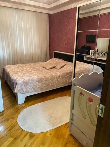 Ideal veziyyetdedir.Cox seliqeli istifade olunub.Yataq ortuyunu 300 lalafo.az -da Ideal veziyyetdedir.Cox seliqeli istifade olunub.Yataq ortuyunu 300