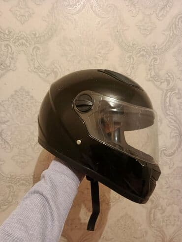 Qara rəngli motosiklet dəbilqəsi - Tam üzlü (full-face) model: çənə lalafo.az -da Qara rəngli motosiklet dəbilqəsi - Tam üzlü (full-face) model: çənə