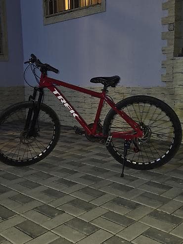 Б/у Городской велосипед Trek, 26", скоростей: 24, Самовывоз at lalafo.az Б/у Городской велосипед Trek, 26", скоростей: 24, Самовывоз