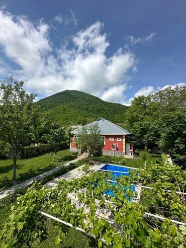 130 kv. m, 4 otaqlı, Hovuzlu, İşıq, Su, Kombi lalafo.az -da 130 kv. m, 4 otaqlı, Hovuzlu, İşıq, Su, Kombi