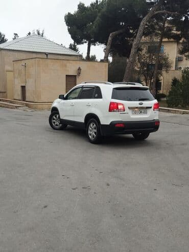 Kia Sorento: 2.2 l | 2009 il Sedan lalafo.az -da Kia Sorento: 2.2 l | 2009 il Sedan