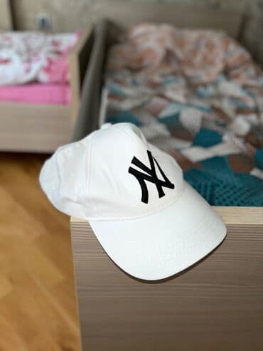 7 manat, Classic NewYorker kepkasi, Ideal vəziyyətdə lalafo.az -da 7 manat, Classic NewYorker kepkasi, Ideal vəziyyətdə