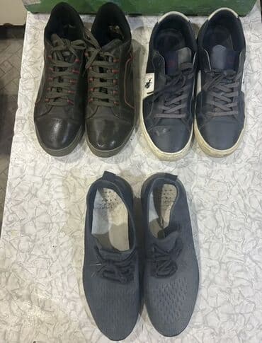 Müxtəlif kişi idman ayaqqabıları və krossovkalar dəsti - Üst sıra lalafo.az -da Müxtəlif kişi idman ayaqqabıları və krossovkalar dəsti - Üst sıra