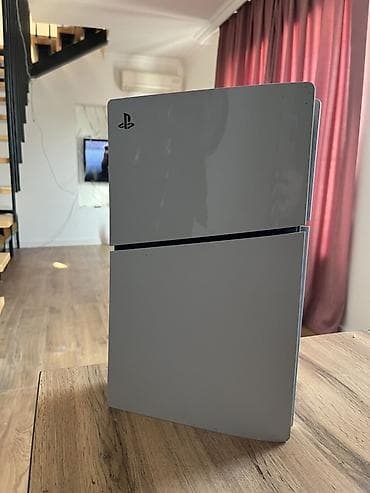 Sony PlayStation 5 Slim (diskli versiya) Çox az istifade lalafo.az -da Sony PlayStation 5 Slim (diskli versiya) Çox az istifade