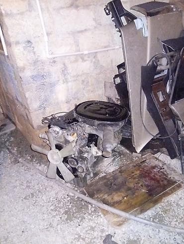 Mercedes-Benz MERSEDES 2.3 l, Benzin, 1990 il, İşlənmiş lalafo.az -da — 4 Mercedes-Benz MERSEDES 2.3 l, Benzin, 1990 il, İşlənmiş — 4