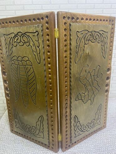 Dəbilqələr: Əl işləri oymalı taxta nərd-taxta dəsti - Material: tam ağac (taxta) lalafo.az -da — 7 Dəbilqələr: Əl işləri oymalı taxta nərd-taxta dəsti - Material: tam ağac (taxta) — 7